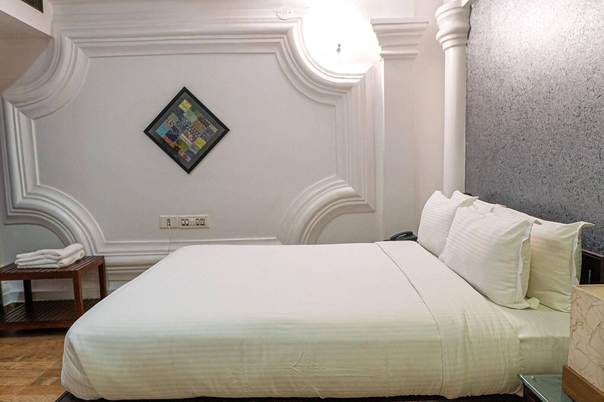 Le Chateau Пондичери Екстериор снимка